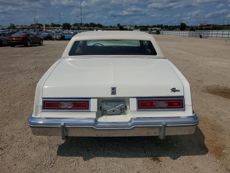 1981 BUICK RIVIERA 6