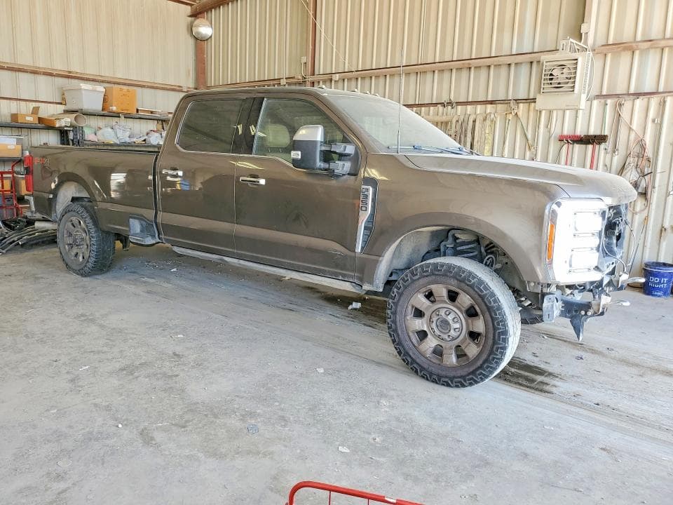 2023 FORD F350 SUPER DUTY 4