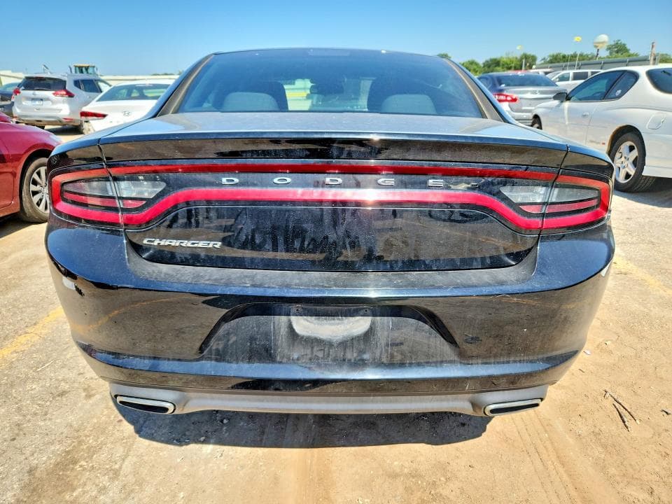 2017 DODGE CHARGER SE 6