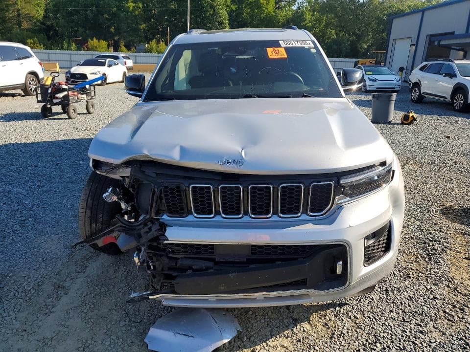 2022 JEEP GRAND CHEROKEE L OVERLAND 5