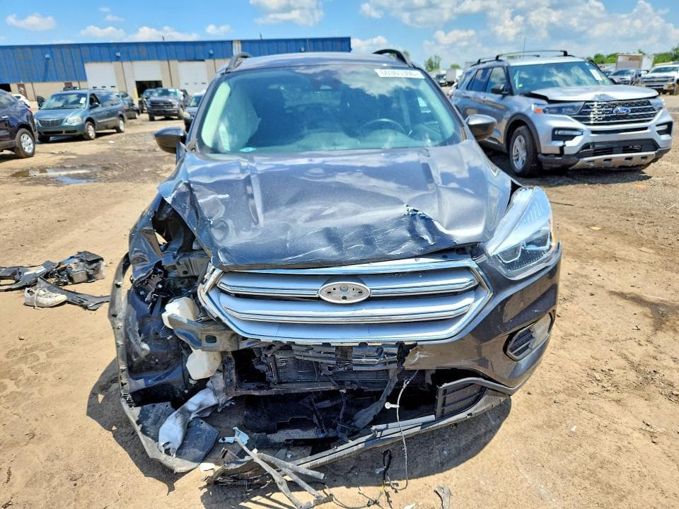 2018 FORD ESCAPE SEL 5