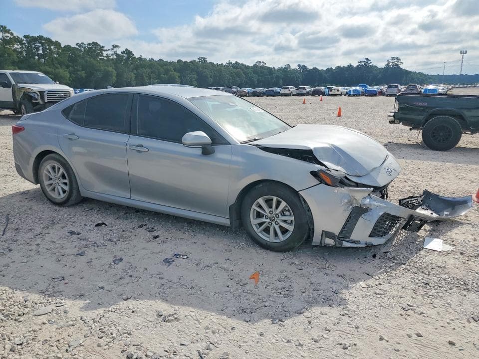 2025 TOYOTA CAMRY LE 4