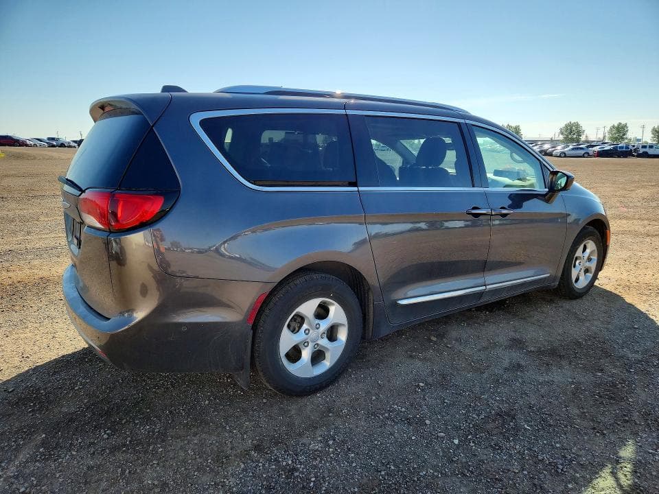 2017 CHRYSLER PACIFICA TOURING L PLUS 3