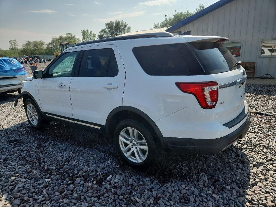 2019 FORD EXPLORER XLT 2