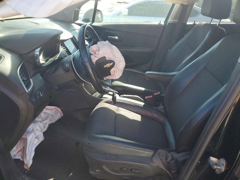 2020 CHEVROLET TRAX 1LT 7