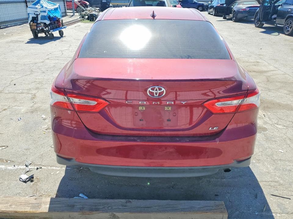 2019 TOYOTA CAMRY LE 6