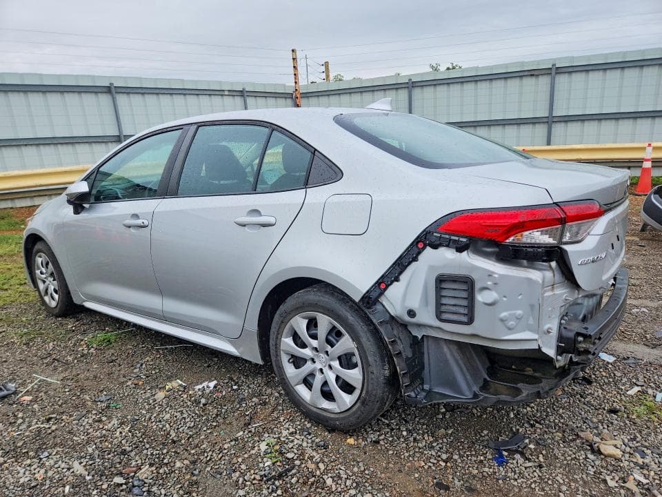 2022 TOYOTA COROLLA LE 2