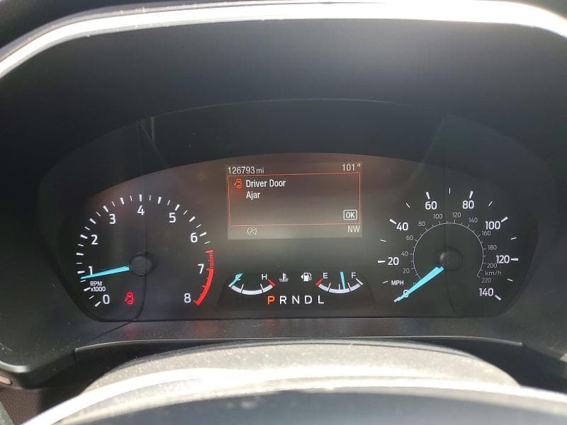 2020 FORD ESCAPE SE 9