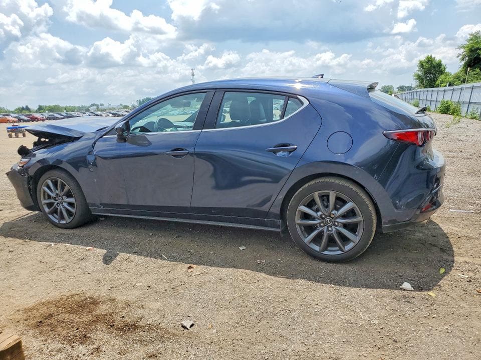 2023 MAZDA 3 PREMIUM 2