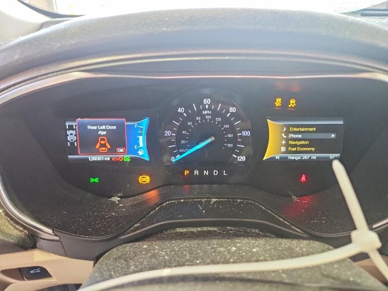 2019 FORD FUSION SE 9