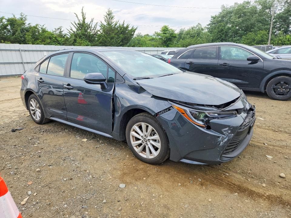 2026 TOYOTA COROLLA LE 4
