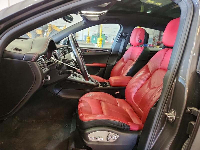 2018 PORSCHE MACAN 7