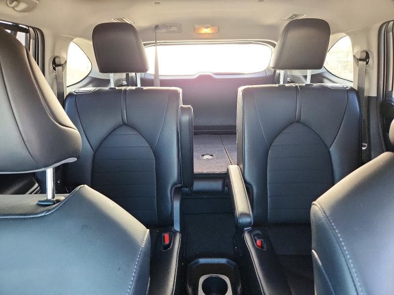 2021 TOYOTA HIGHLANDER XLE 10