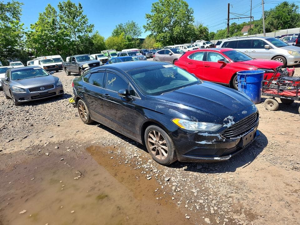 2017 FORD FUSION SE 4