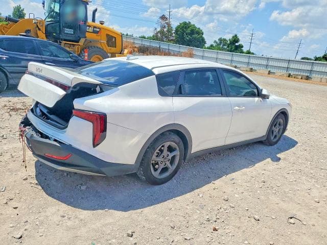 2025 KIA K4 LXS 3