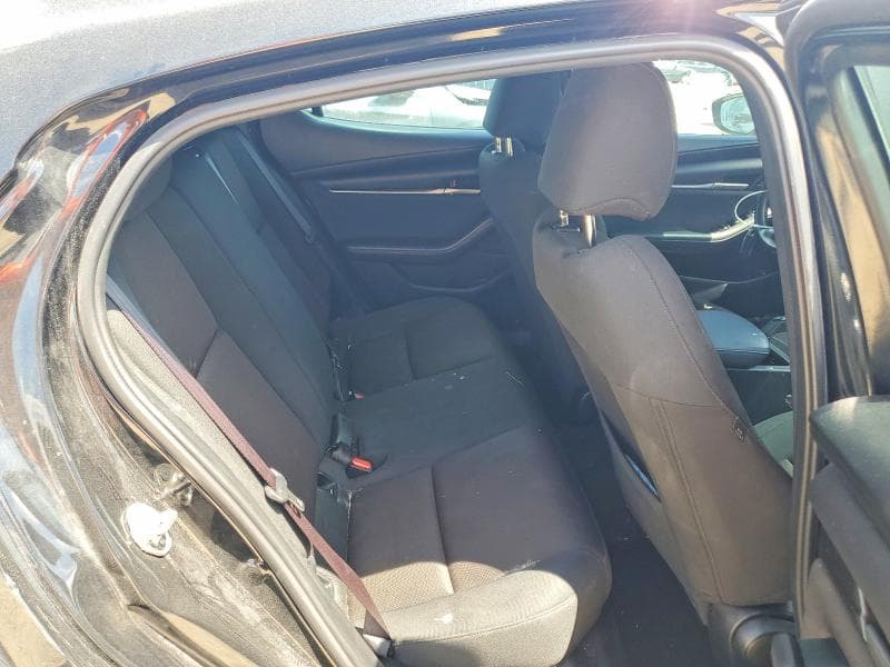 2022 MAZDA 3 10