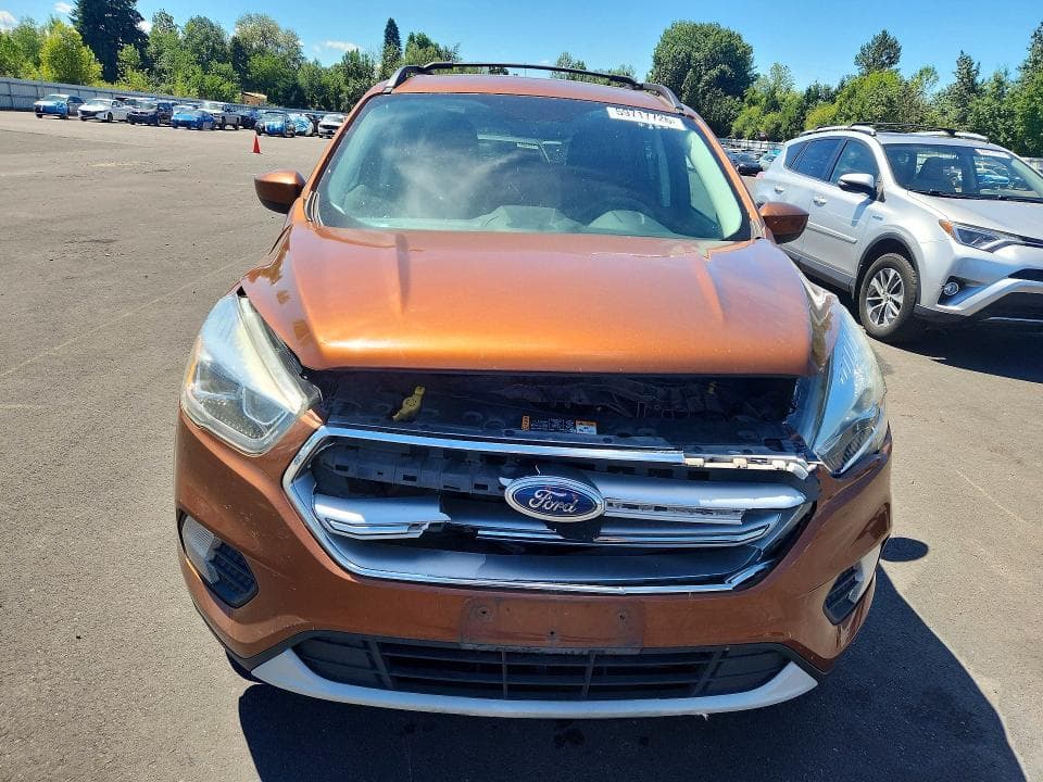 2017 FORD ESCAPE SE 5