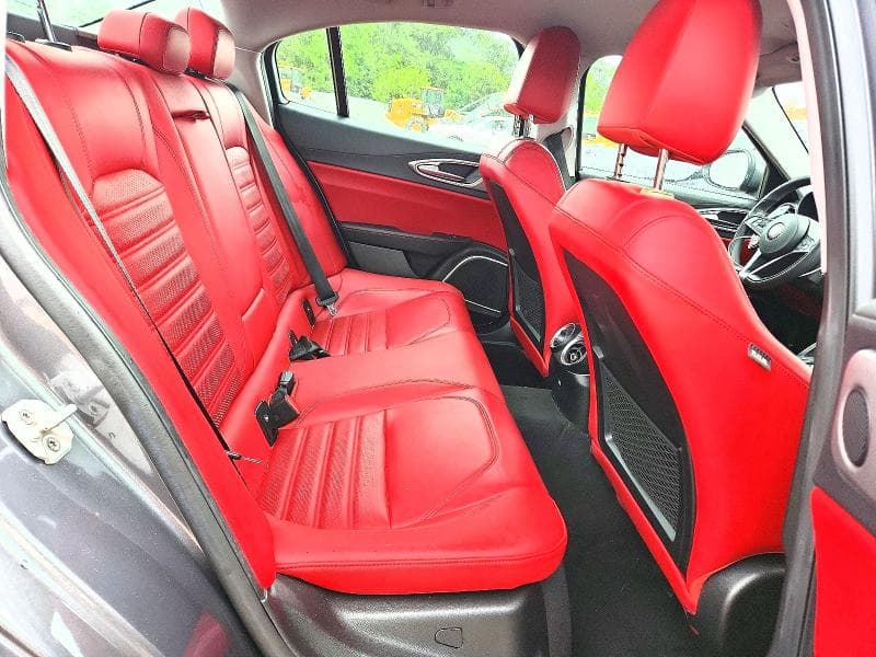 2018 ALFA ROMEO GIULIA TI 10