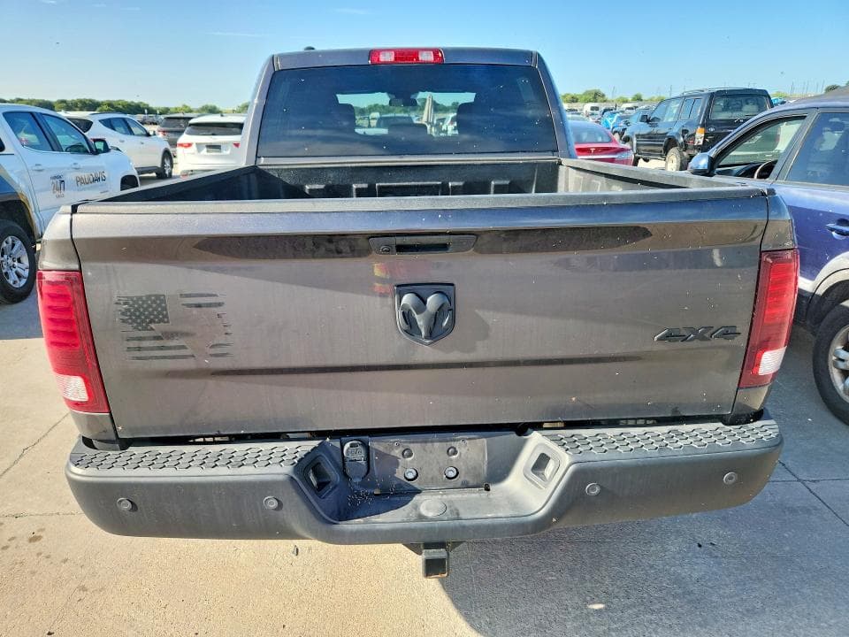 2024 RAM 1500 CLASSIC SLT 6