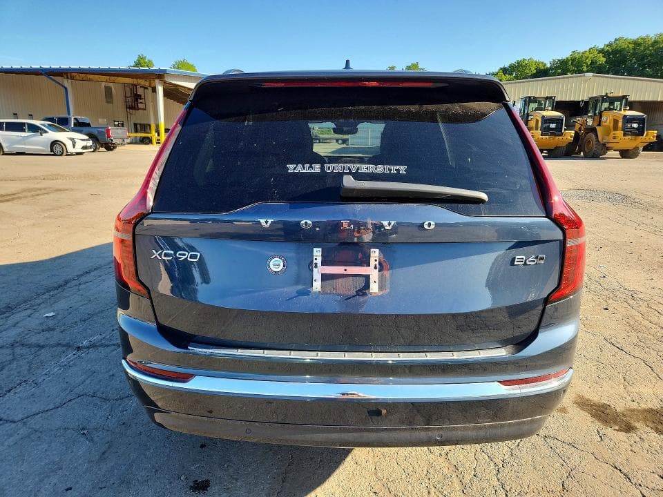 2025 VOLVO XC90 CORE 6