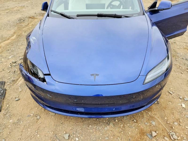2026 TESLA MODEL 3 11