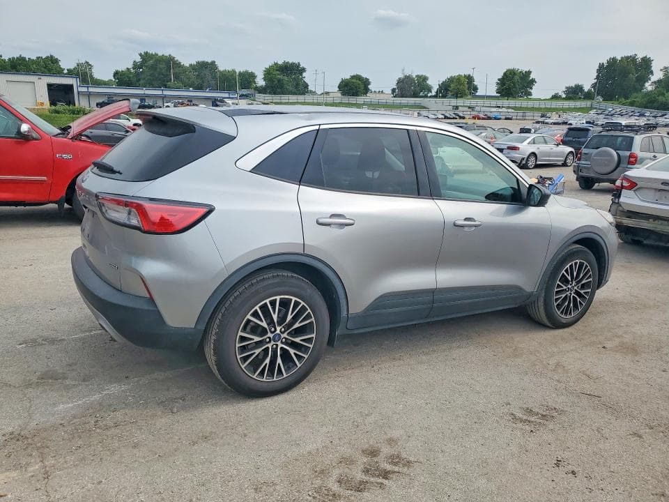 2022 FORD ESCAPE SE 3