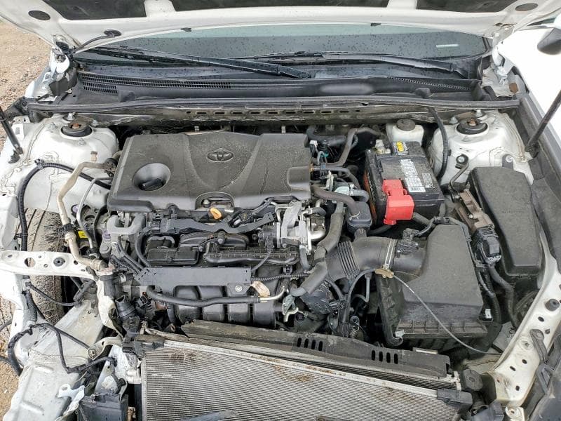 2020 TOYOTA CAMRY LE 11