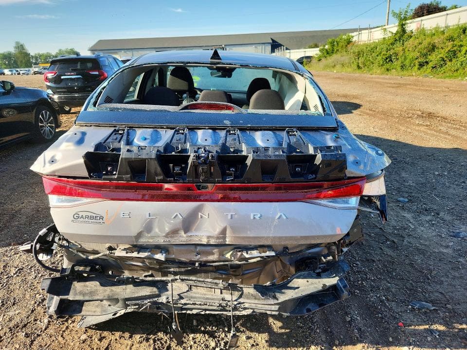 2024 HYUNDAI ELANTRA 6