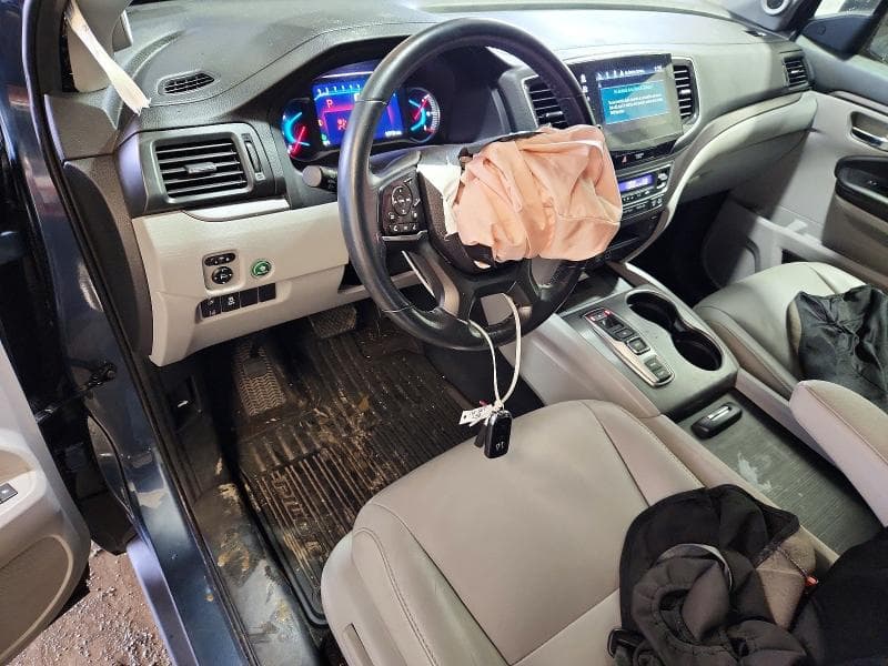 2021 HONDA PILOT SE 8