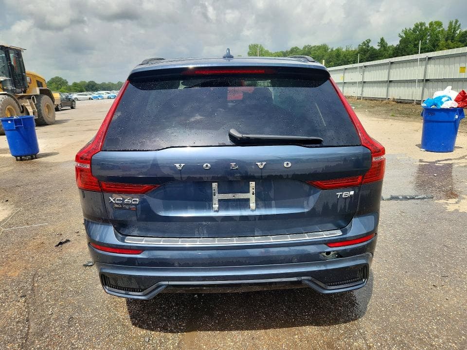 2025 VOLVO XC60 PLUS 6