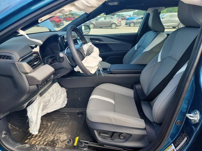 2026 TOYOTA CAMRY SE 7