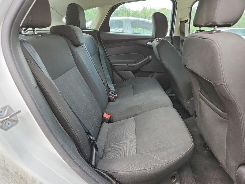 2017 FORD FOCUS SE 10