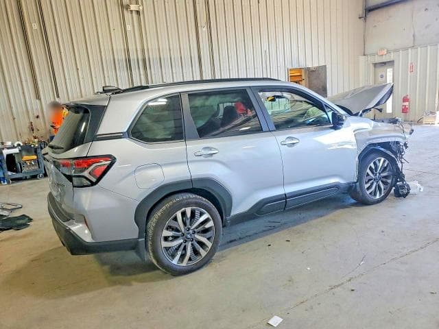 2025 SUBARU FORESTER TOURING 3