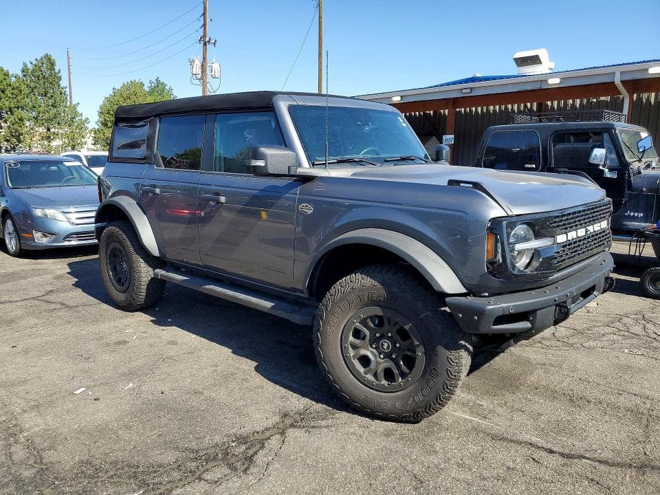 2023 FORD BRONCO BASE 4