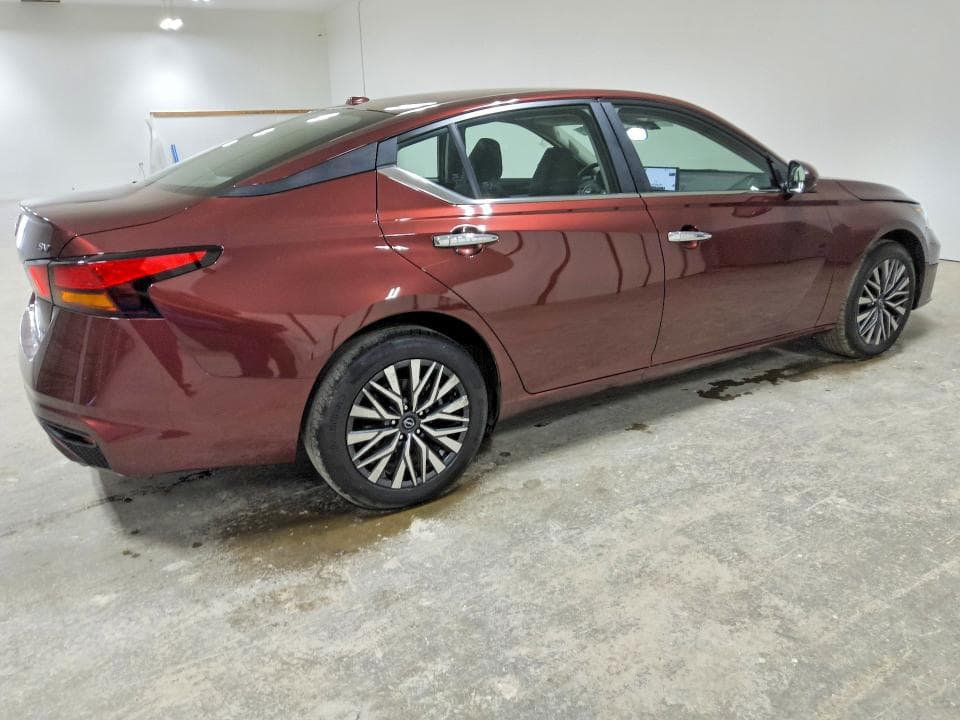 2023 NISSAN ALTIMA SV 3