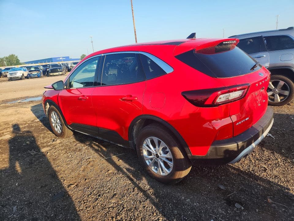 2024 FORD ESCAPE 2