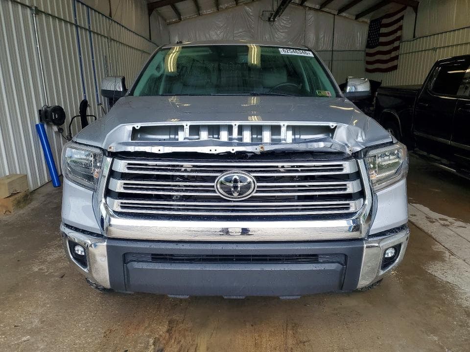 2018 TOYOTA TUNDRA DOUBLE CAB LIMITED 5