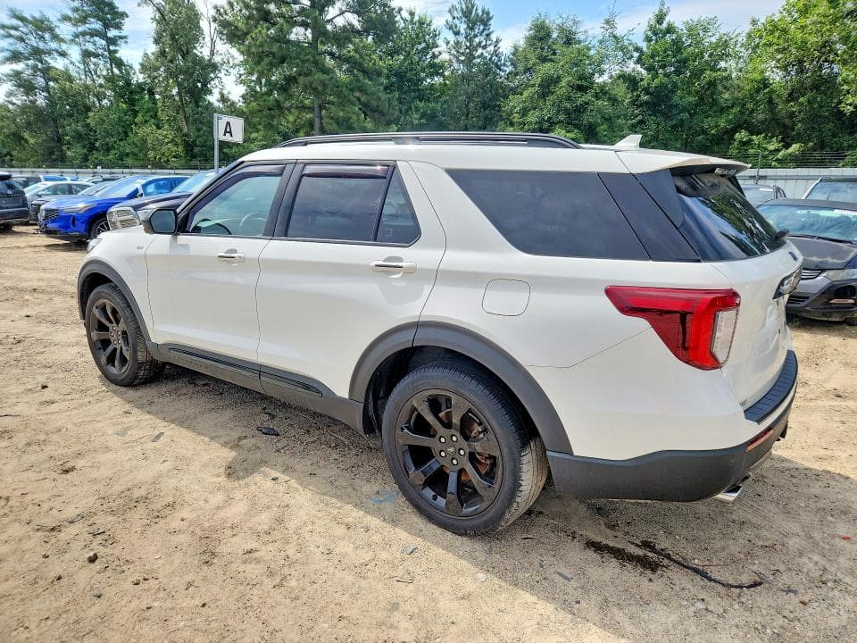 2023 FORD EXPLORER ST-LINE 2