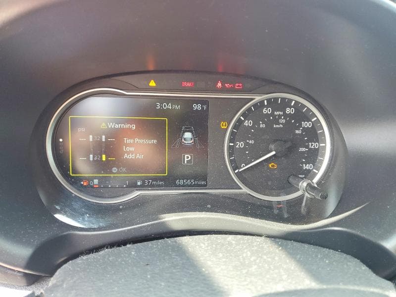 2020 NISSAN KICKS SR 9