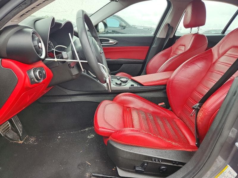 2018 ALFA ROMEO GIULIA TI 7