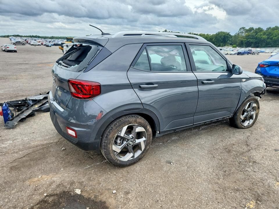 2025 HYUNDAI VENUE SEL 3