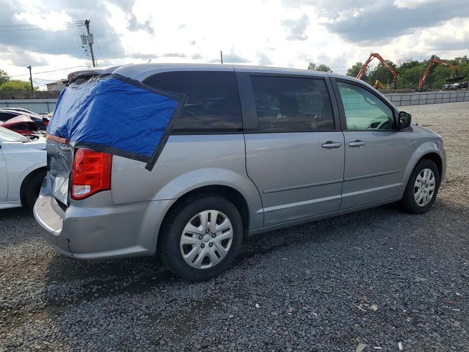 2017 DODGE GRAND CARAVAN SE 3