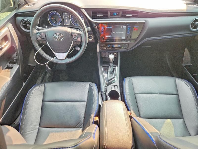 2018 TOYOTA COROLLA L 8