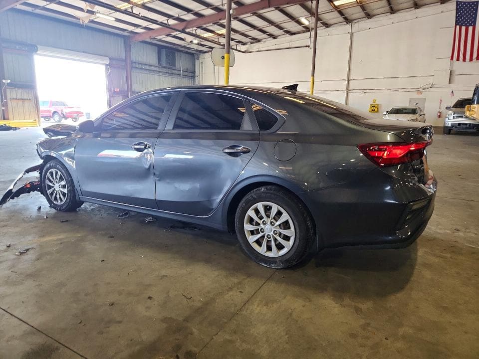2021 KIA FORTE FE 2