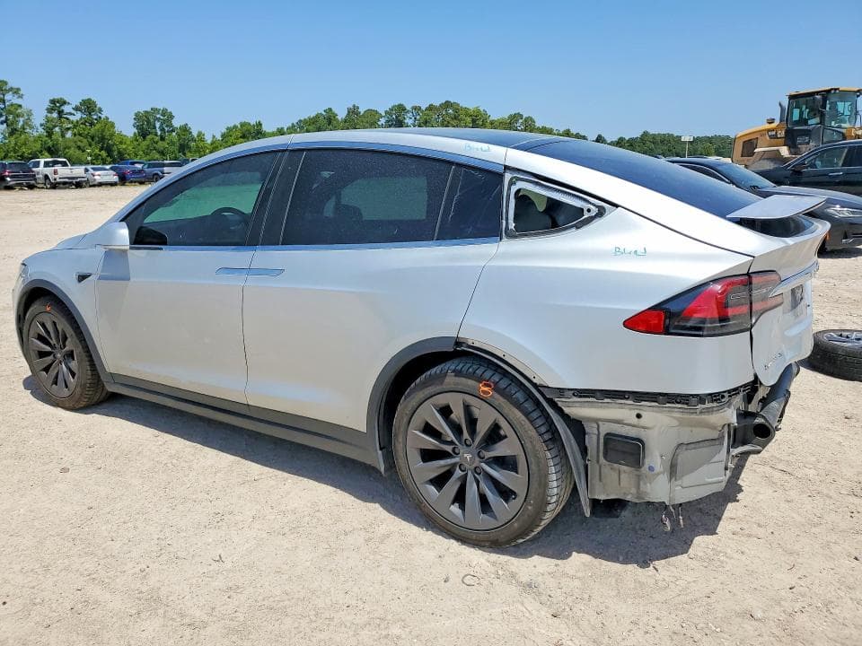 2018 TESLA MODEL X 2