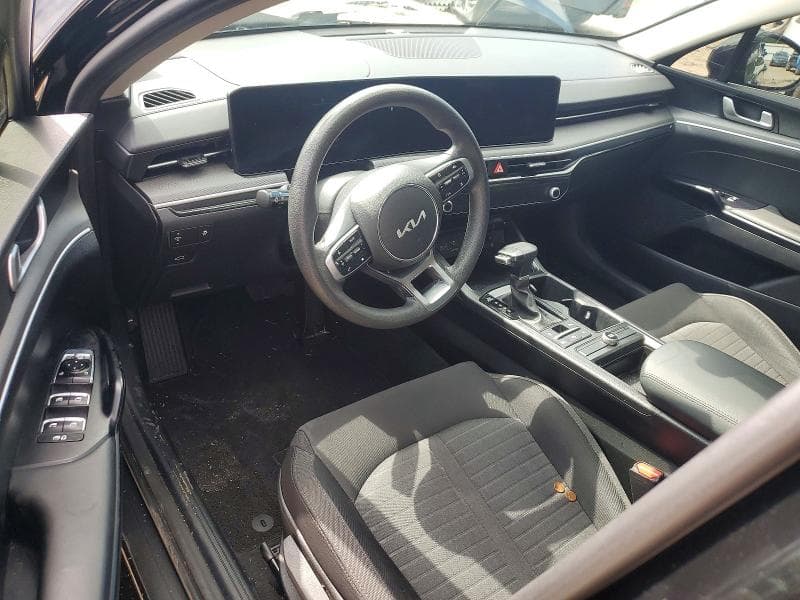 2025 KIA K5 LXS 8