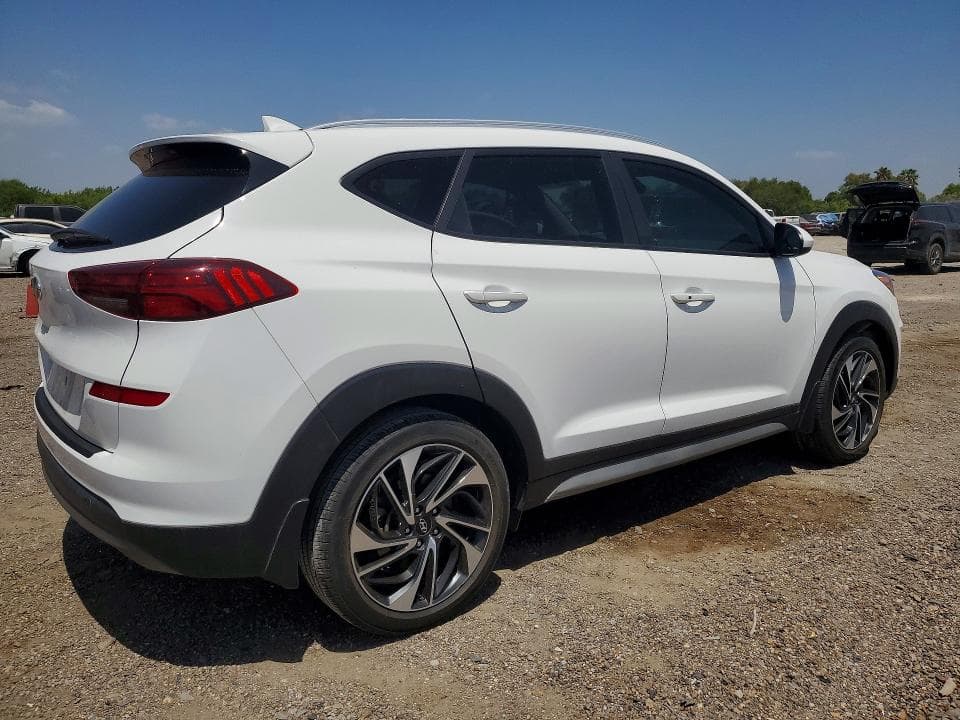 2020 HYUNDAI TUCSON SPORT 3