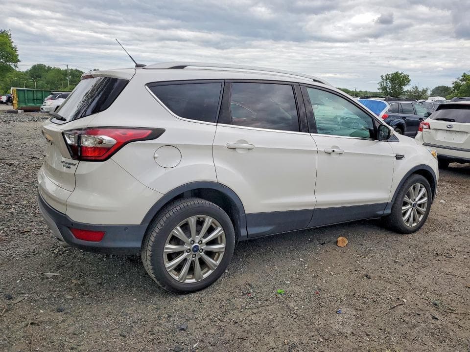 2017 FORD ESCAPE TITANIUM 3