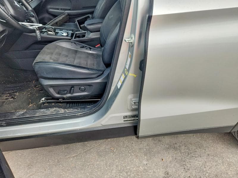 2024 MITSUBISHI OUTLANDER SE 13