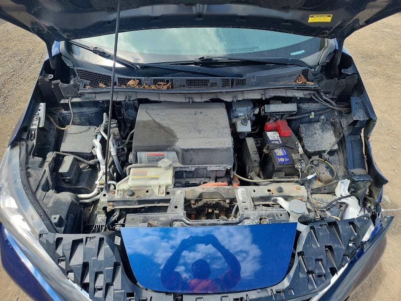 2020 NISSAN LEAF SV 11
